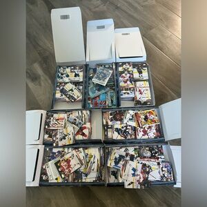Bulk Hockey Card Lot - Assorted Teams